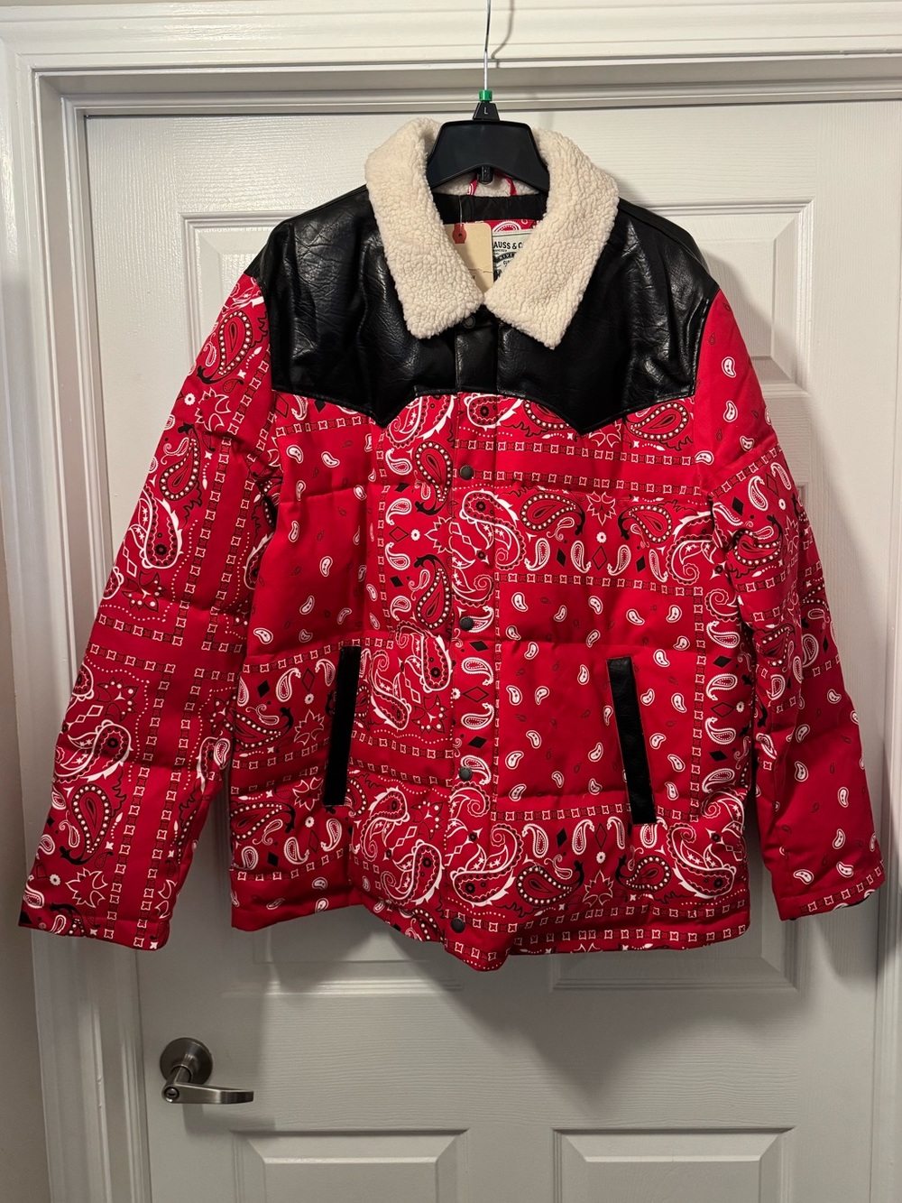 Levi's Men's Out West Mixed Media Puffer Jacket